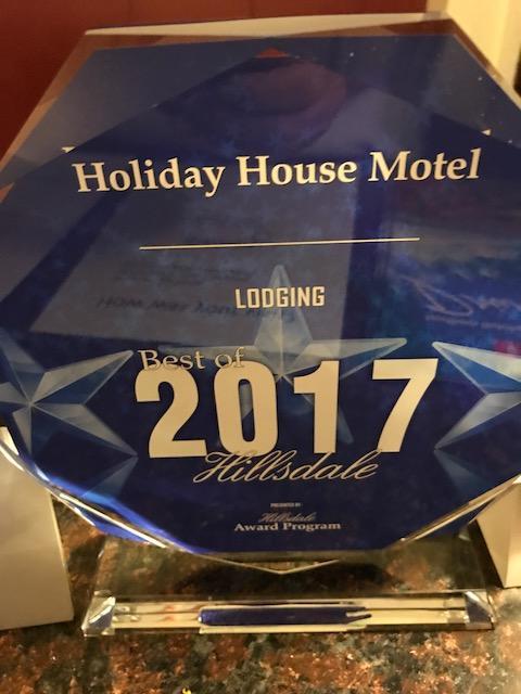 Holiday House MotelHillsdale エクステリア 写真