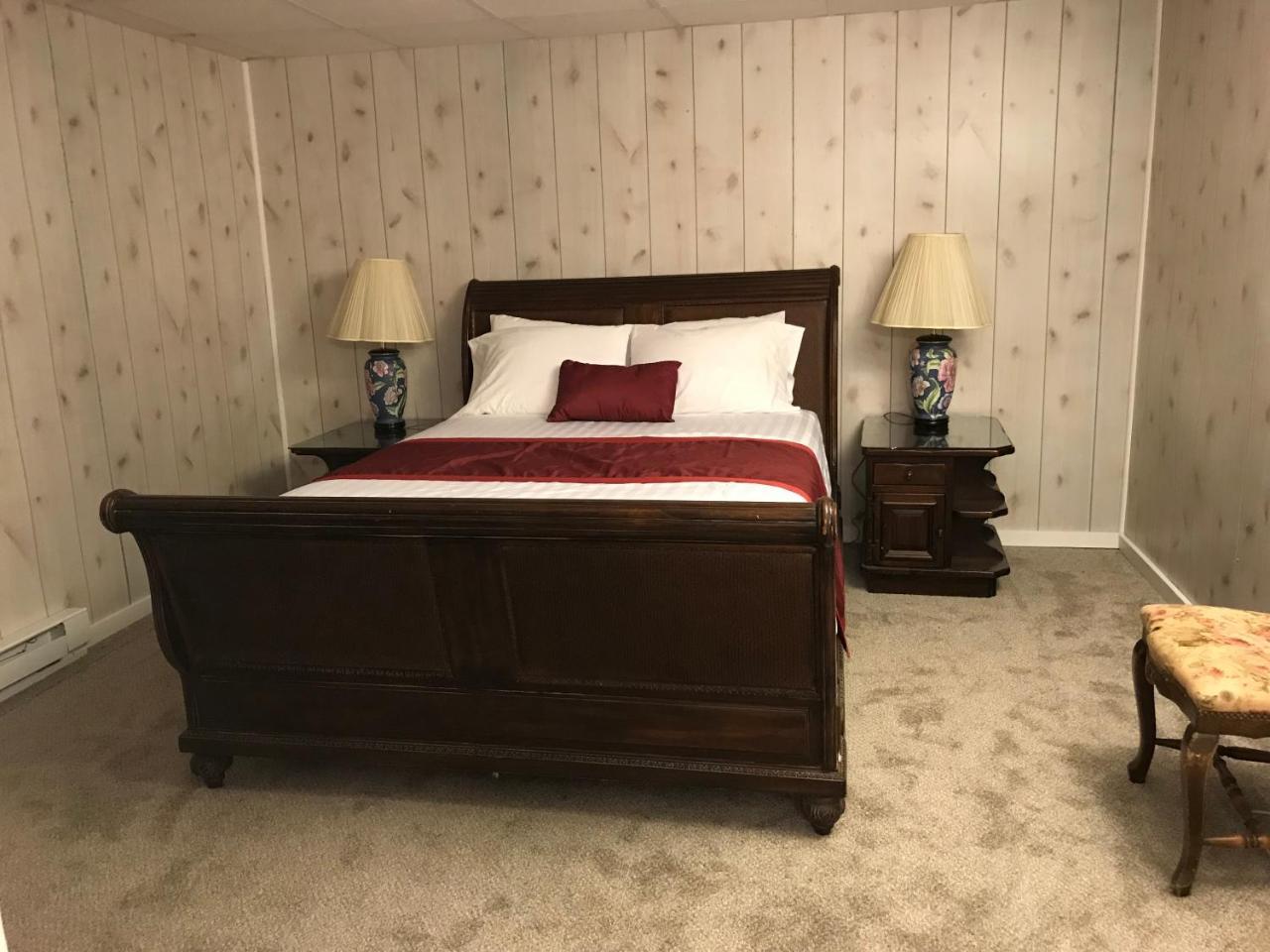 Holiday House MotelHillsdale エクステリア 写真