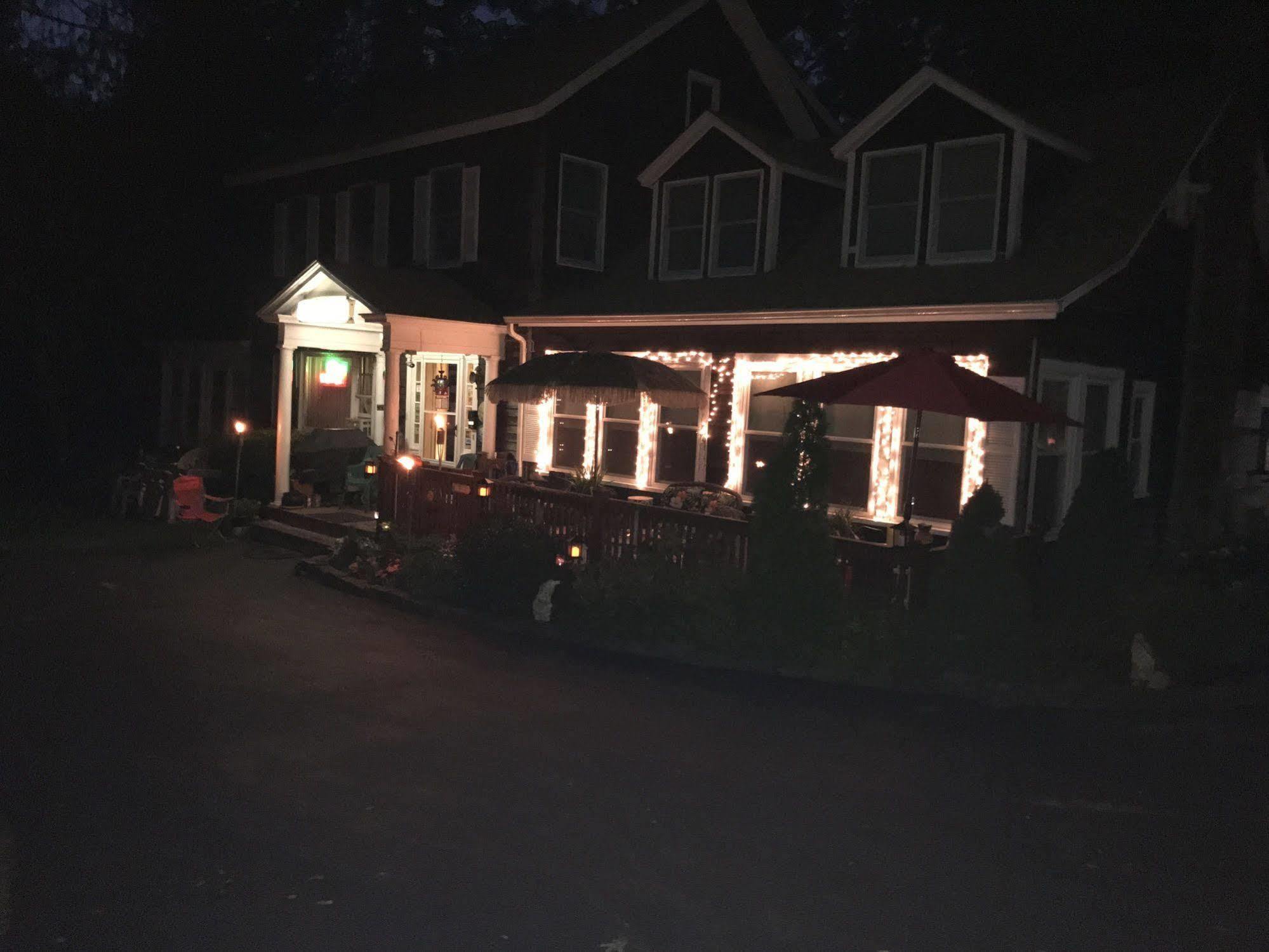 Holiday House MotelHillsdale エクステリア 写真